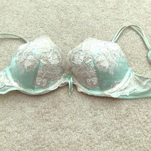 VS push up bra